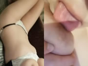 二次元少女解鎖各種姿勢玩弄嫩穴